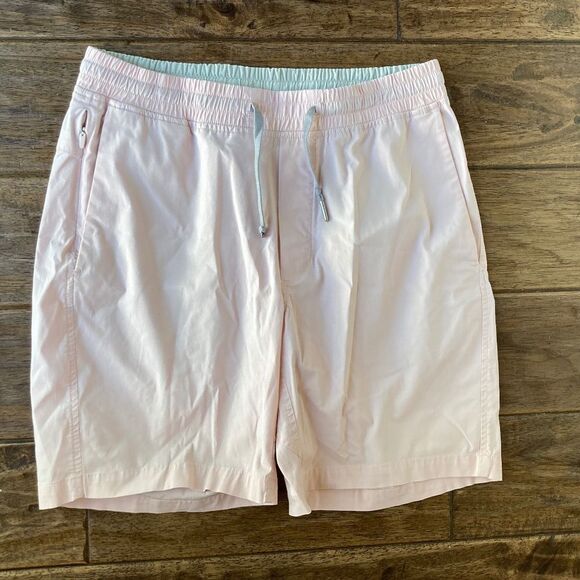 LULULEMON Men's Medium Bowline Shorts Pink 8" Classic Fit Zippered Pocket - Picture 1 of 11